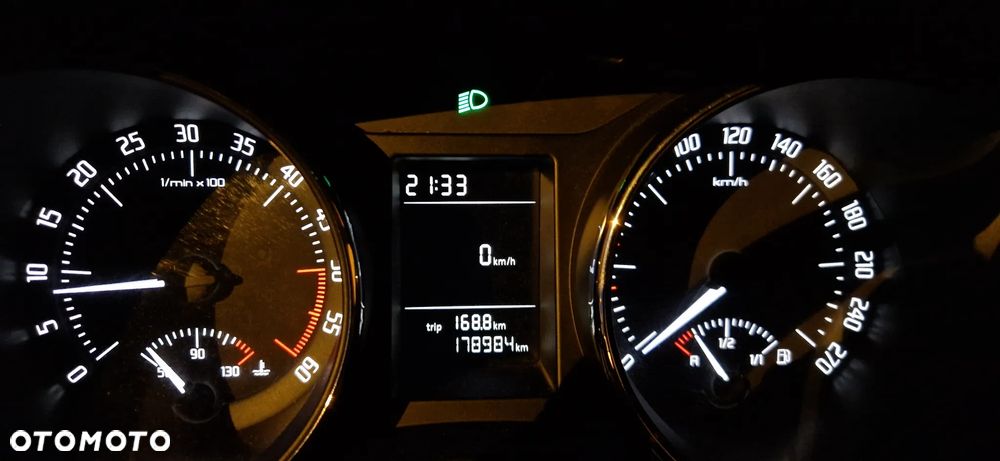 Skoda Superb 2.0 TDI Ambition - 11