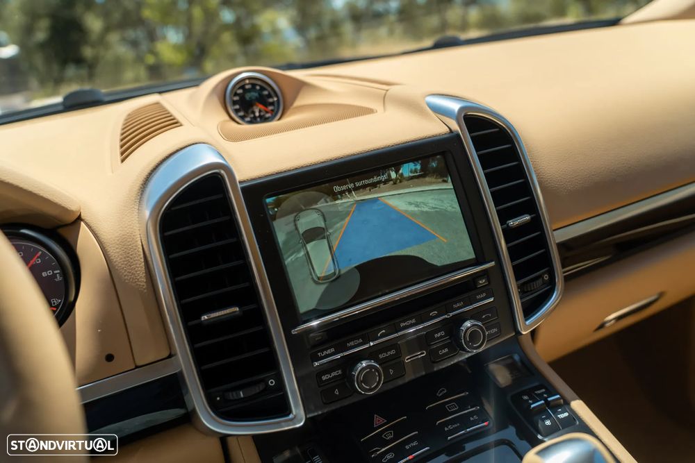 Porsche Cayenne S Tiptronic S - 16