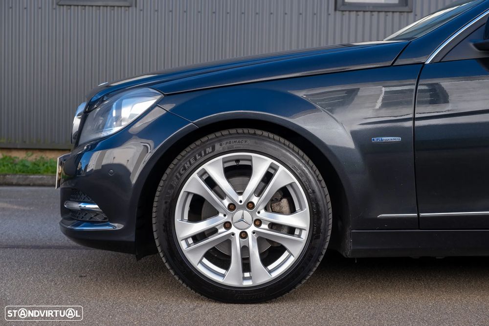 Mercedes-Benz C 220 - 14