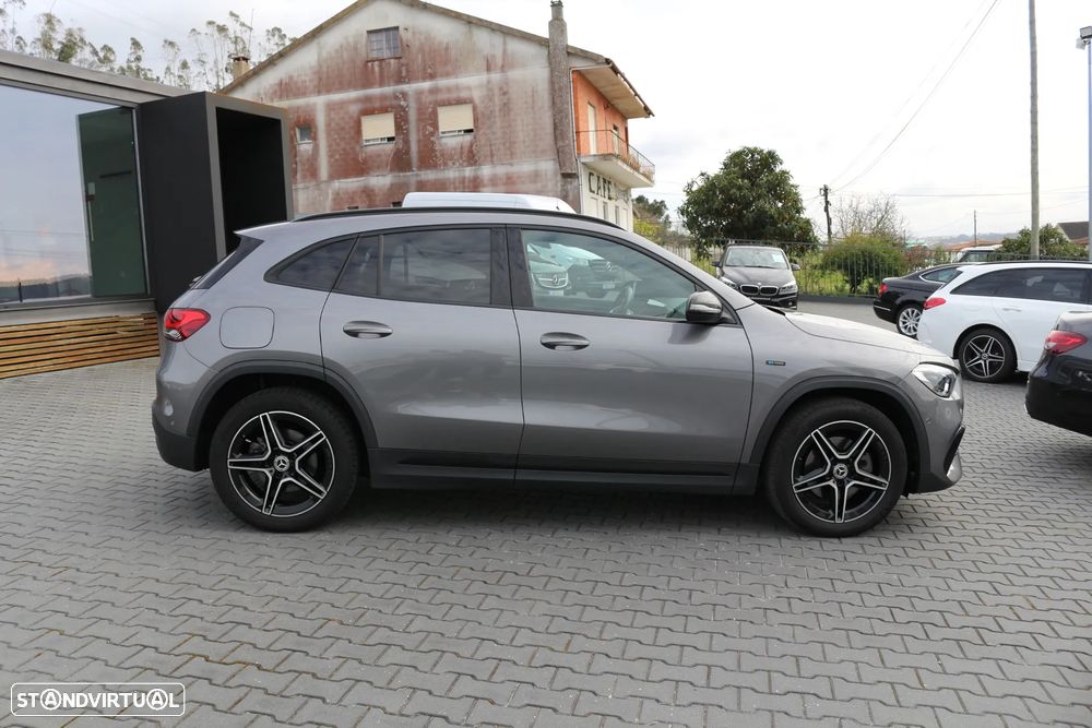 Mercedes-Benz GLA 250 e AMG Line - 7