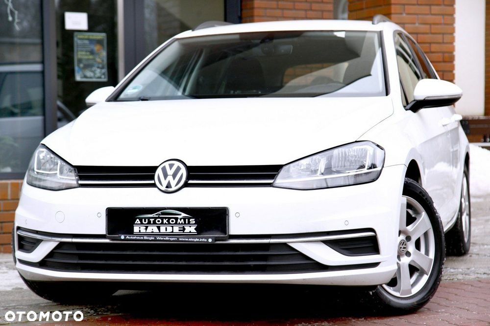 Volkswagen Golf - 20