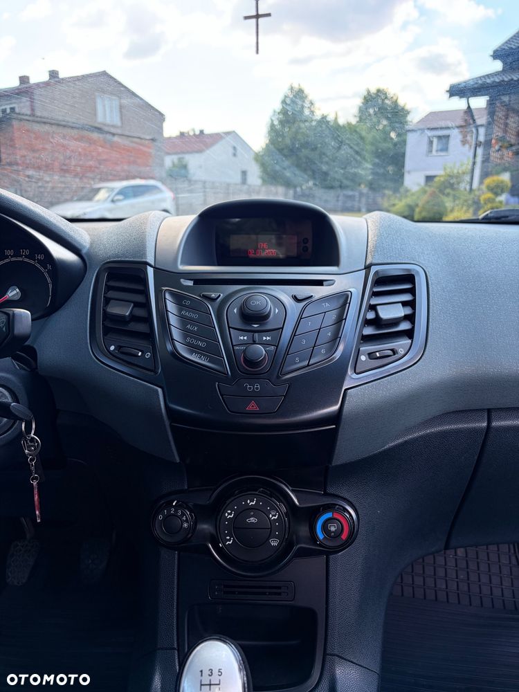 Ford Fiesta - 9