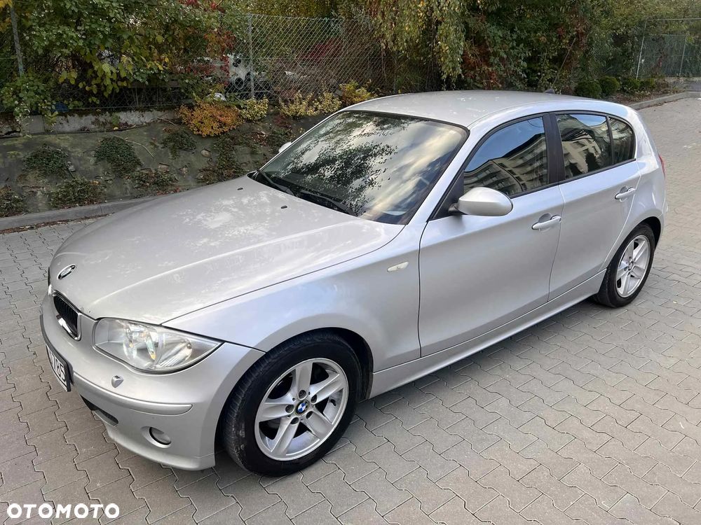 BMW Seria 1 120i - 7