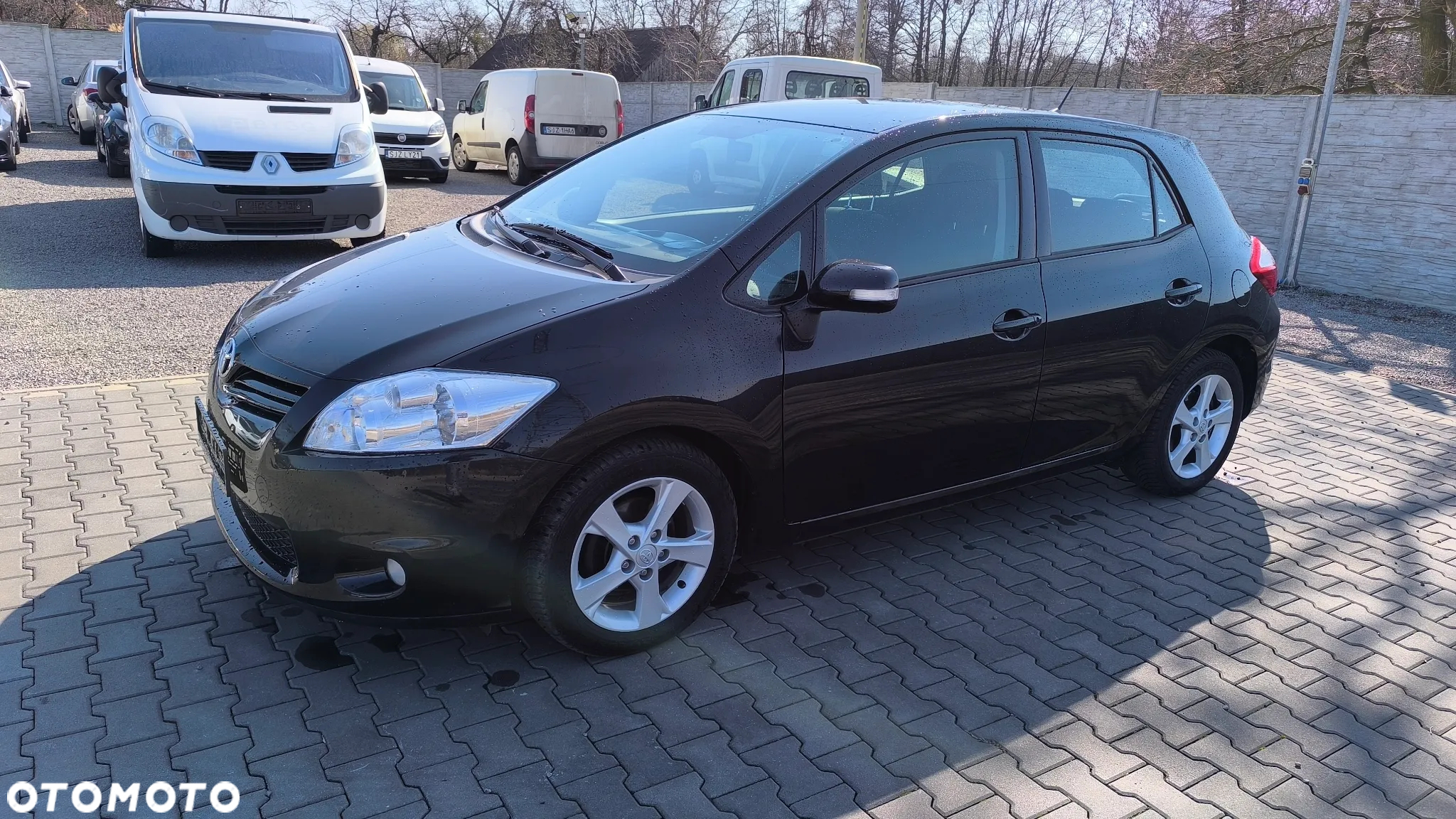 Toyota Auris 1.6 Executive - 3