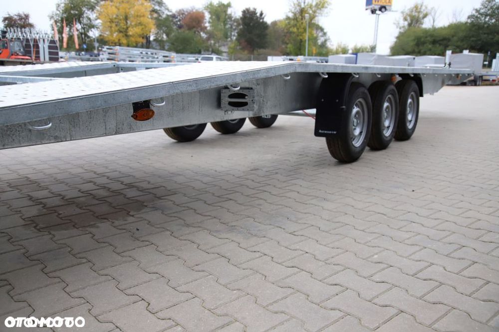 Niewiadów Indianapolis eco 8  x 2.1  3 osie - 14