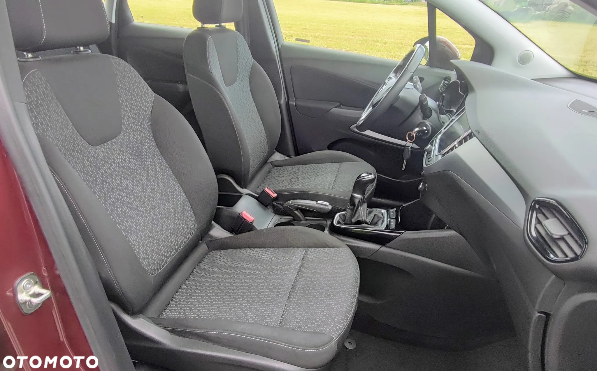 Opel Crossland X 1.2 T Enjoy S&S - 21