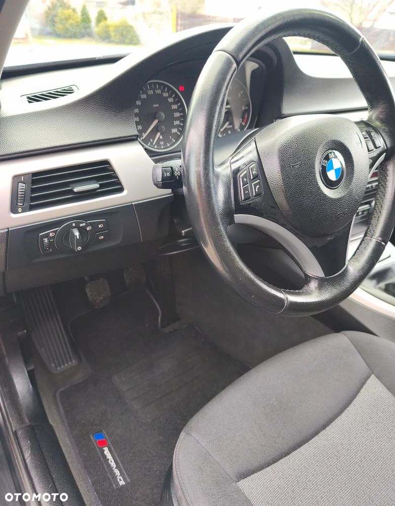 BMW Seria 3 - 29