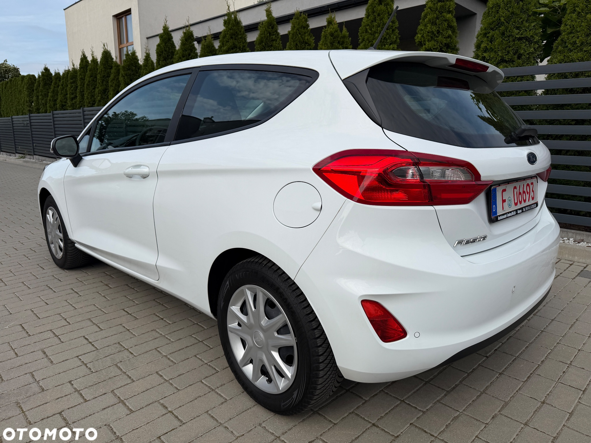 Ford Fiesta 1.1 S&S COOL&CONNECT - 7