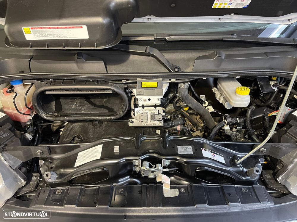 Peugeot Boxer 2.2 BlueHDi 335 L2 CD - 24