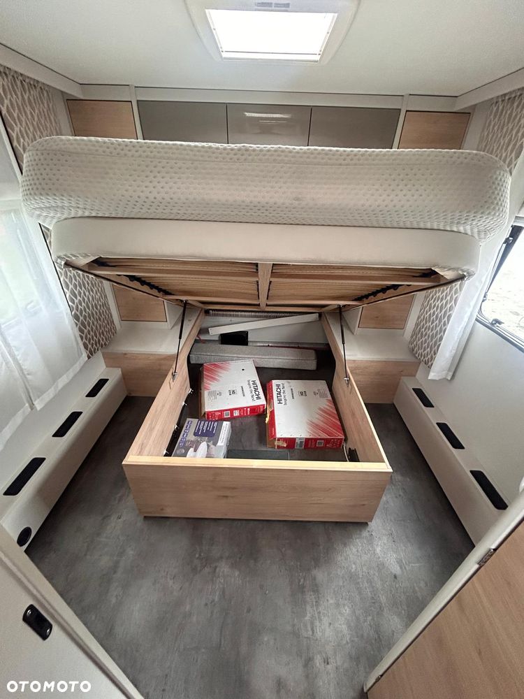 Dethleffs Nomad 760 DR - 17