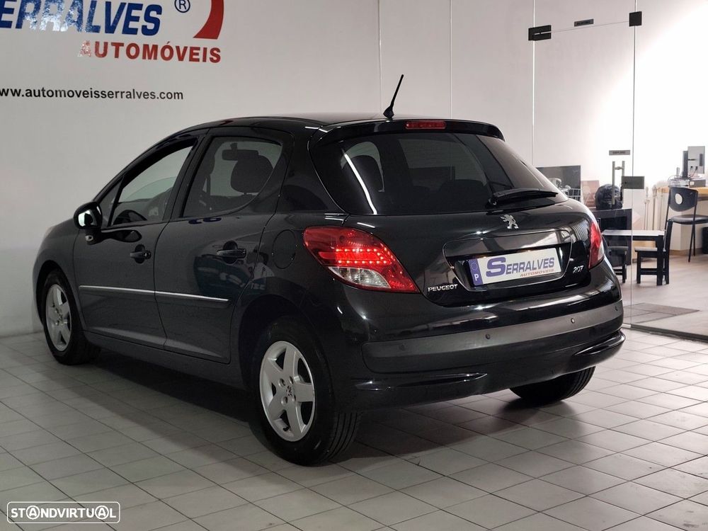 Peugeot 207 1.4 16V Active - 5
