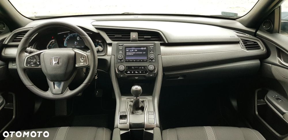 Honda Civic 1.0 T Comfort Sport Line - 18