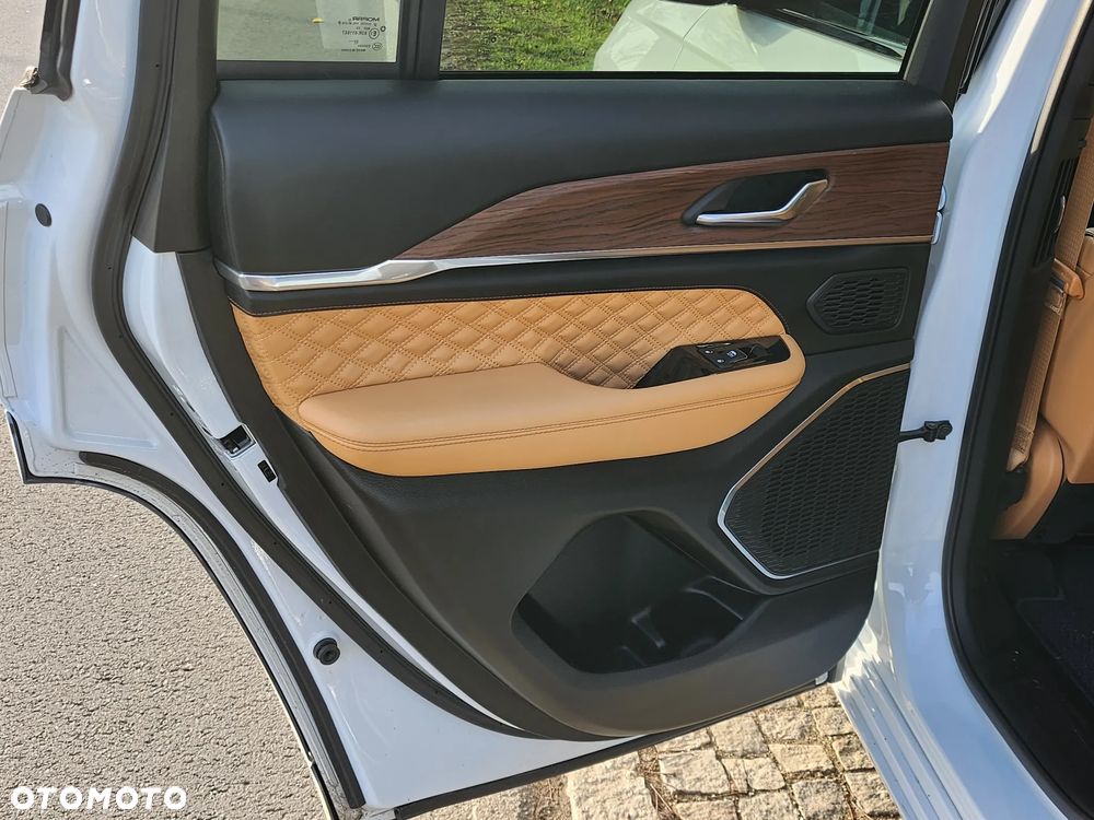 Jeep Grand Cherokee - 7