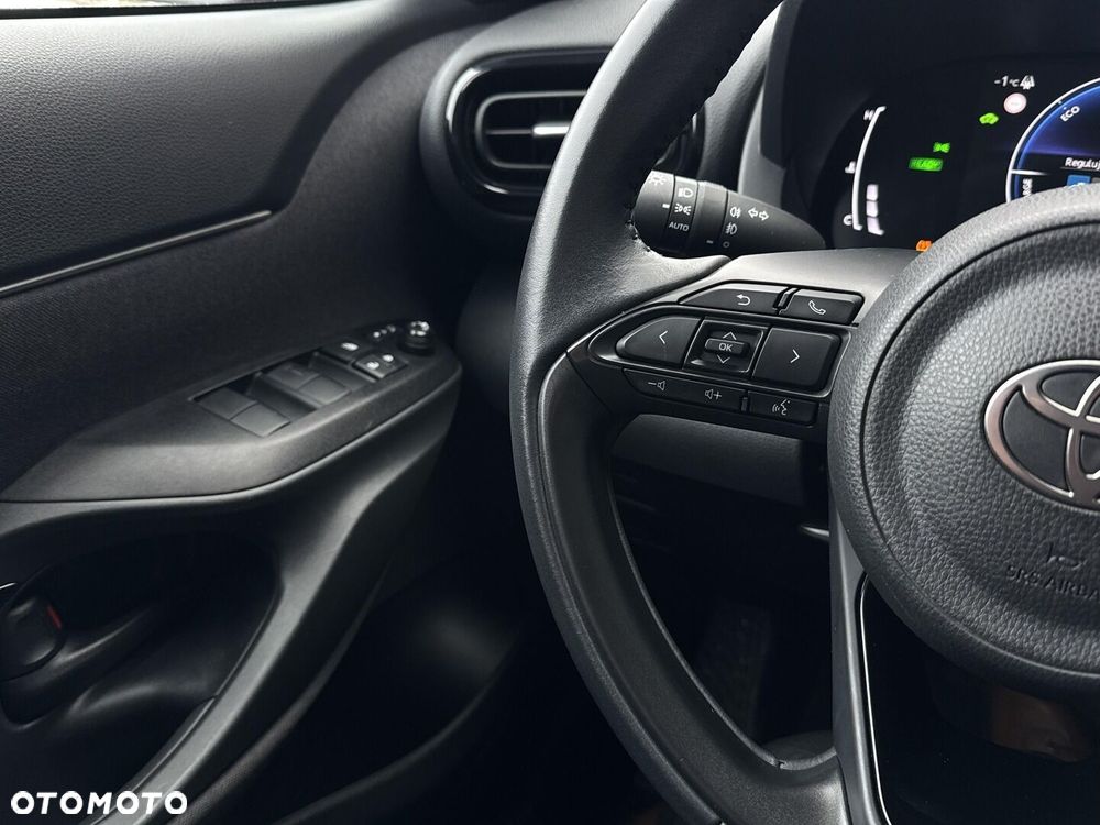 Toyota Yaris Cross Hybrid 1.5 Style - 18