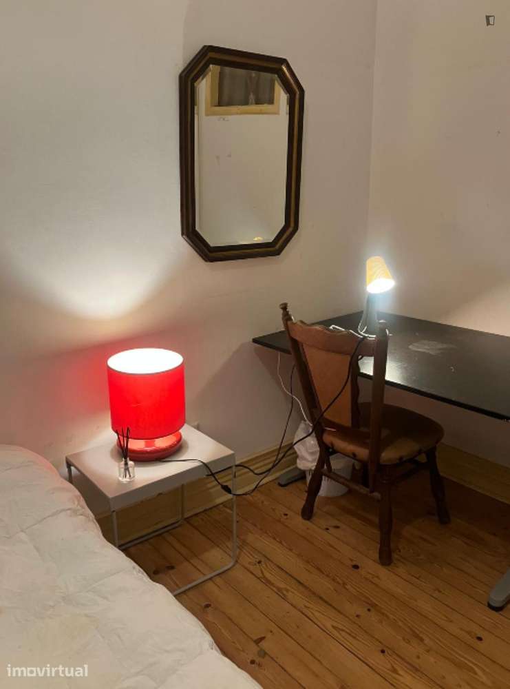 Quarto - localizado em Alcântara Lisbon - Grande imagem: 2/14
