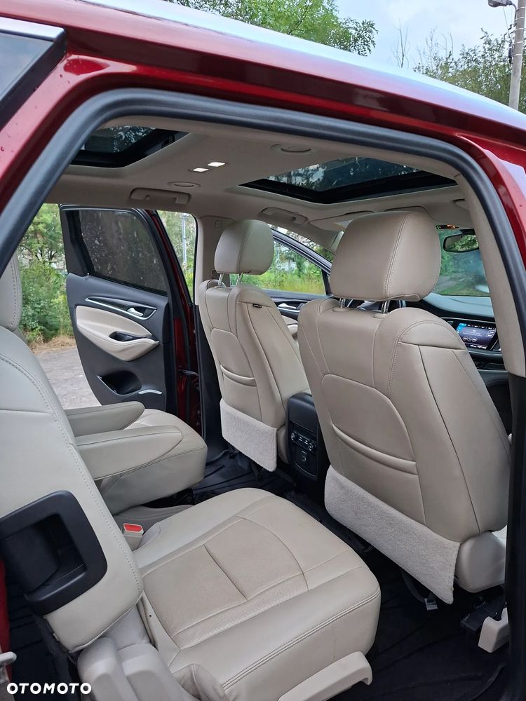 Buick Enclave - 10