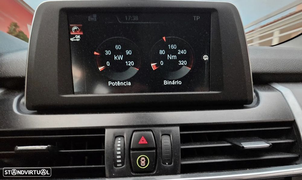 BMW 216 Active Tourer d Line Sport - 28