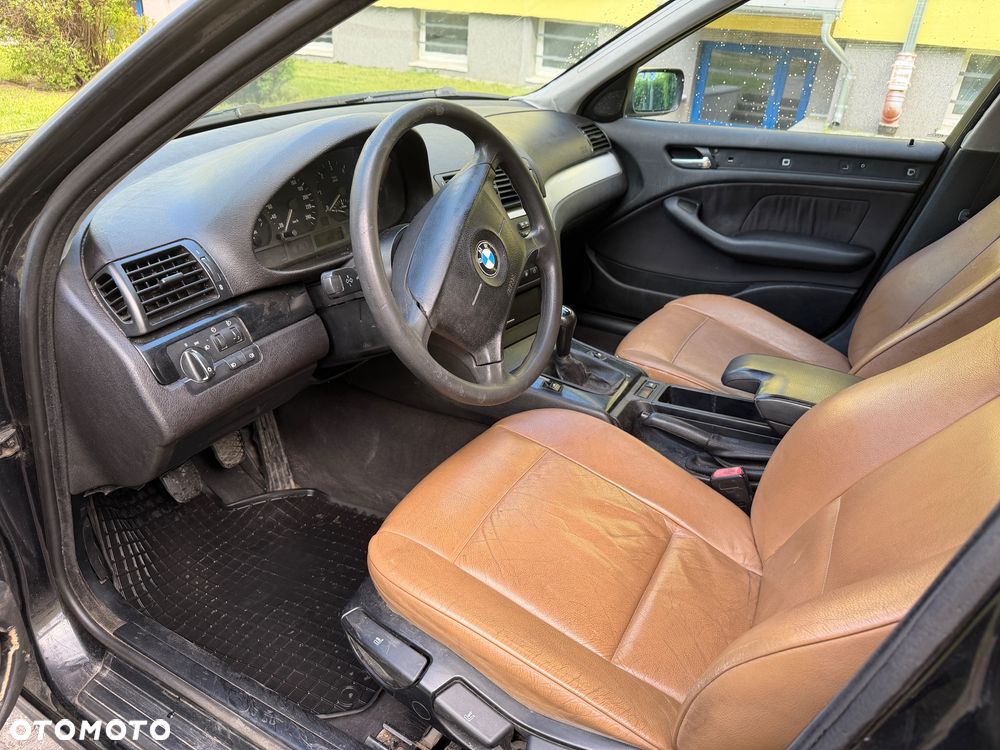 BMW Seria 3 320d - 11