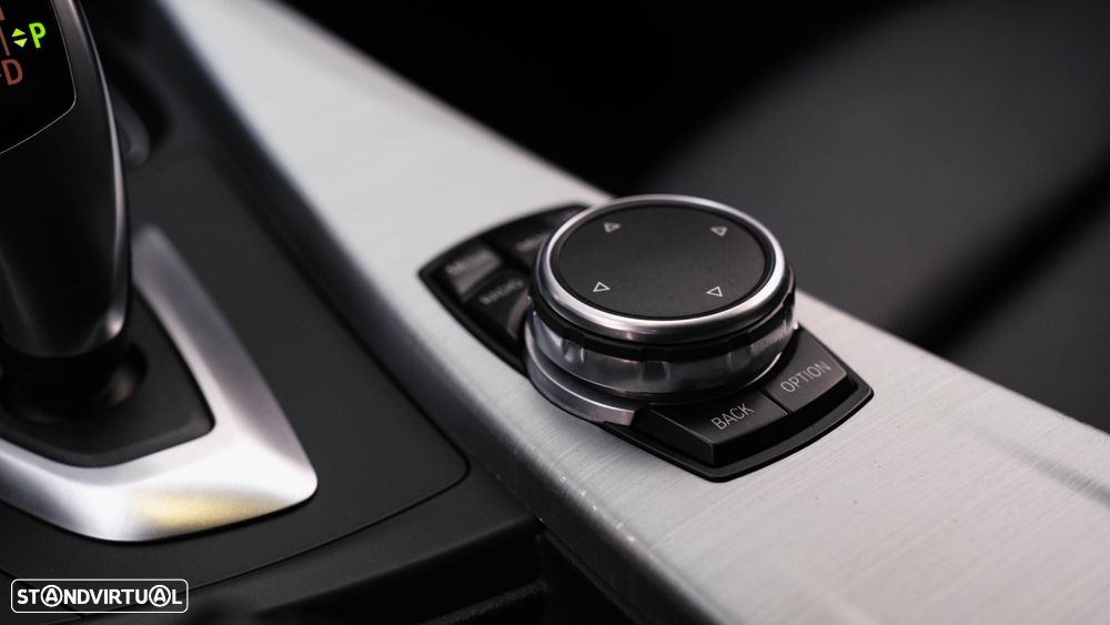 BMW 320 d Auto Pack M - 21