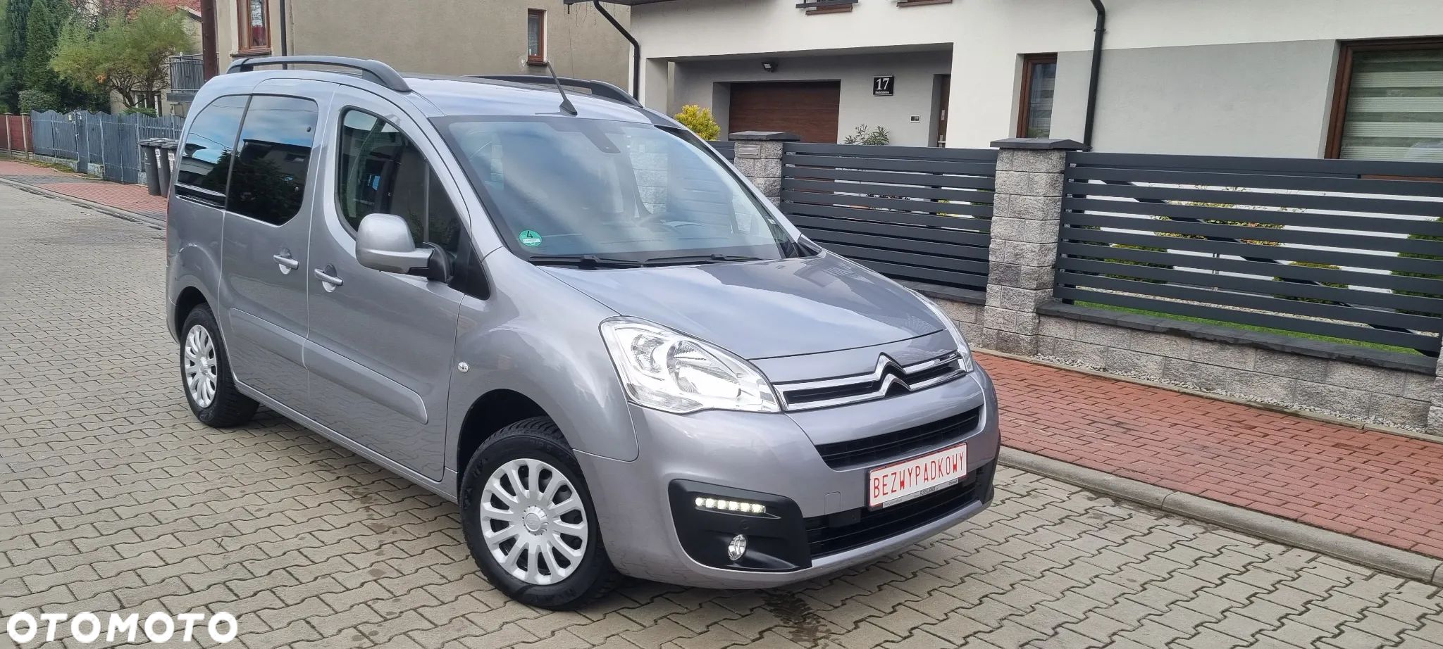 Citroën Berlingo Multispace PureTech 110 SELECTION - 1