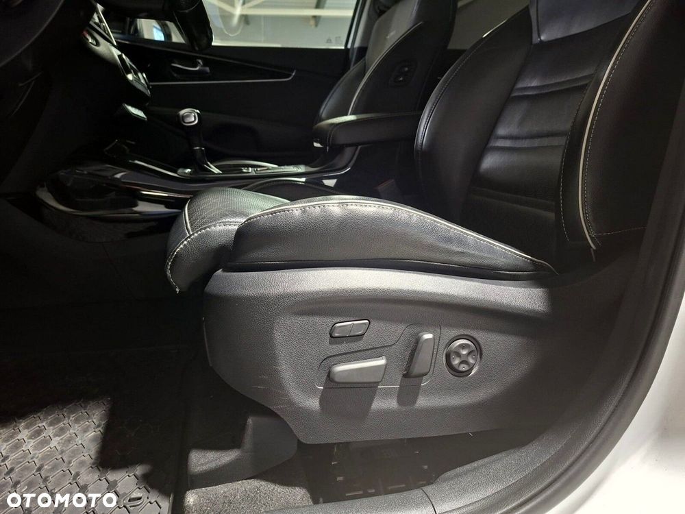 Kia Sorento 2.0 CRDI GT Line - 11