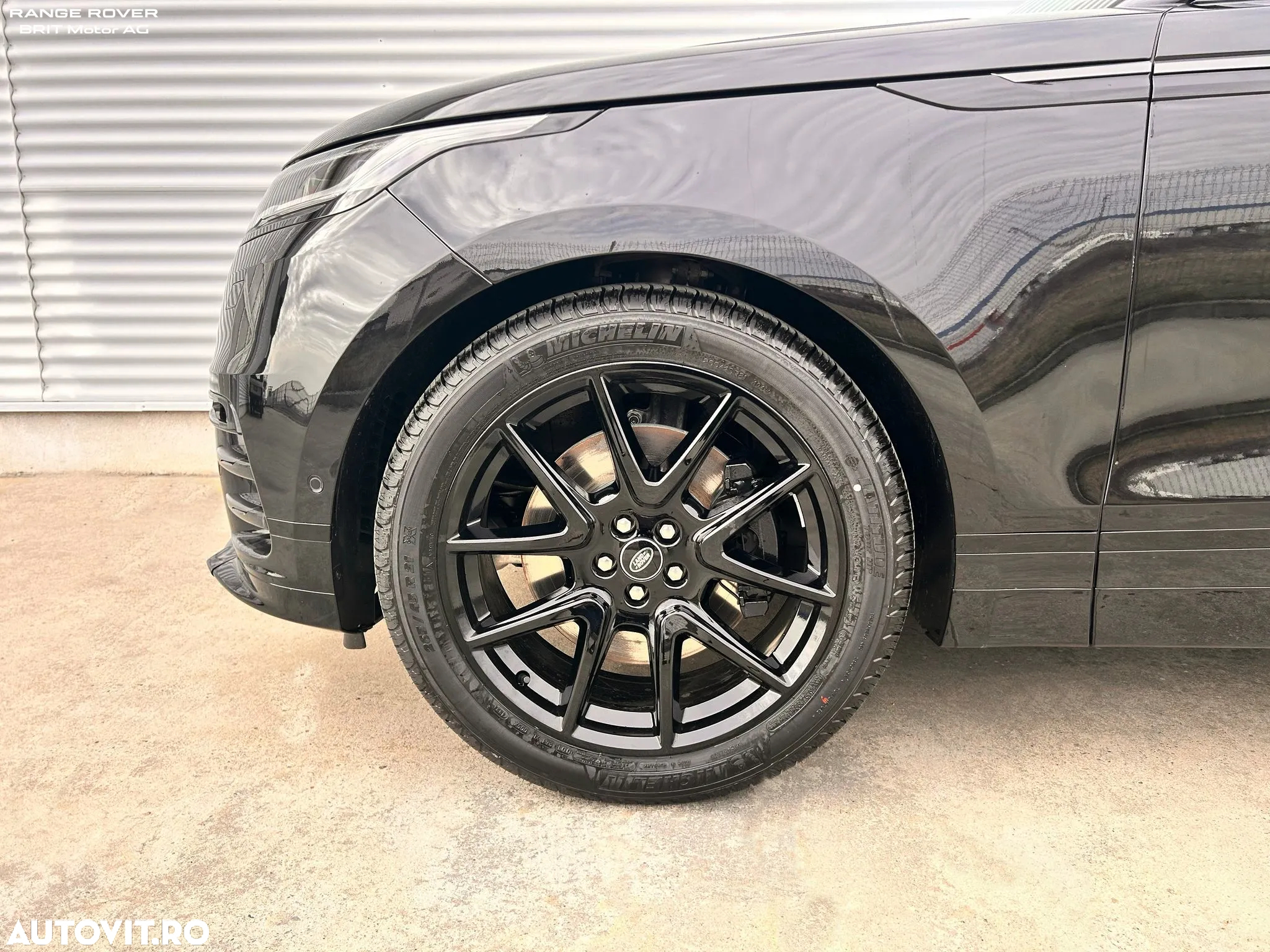 Land Rover Range Rover Velar R-Dynamic 3.0 D300 MHEV SE - 4