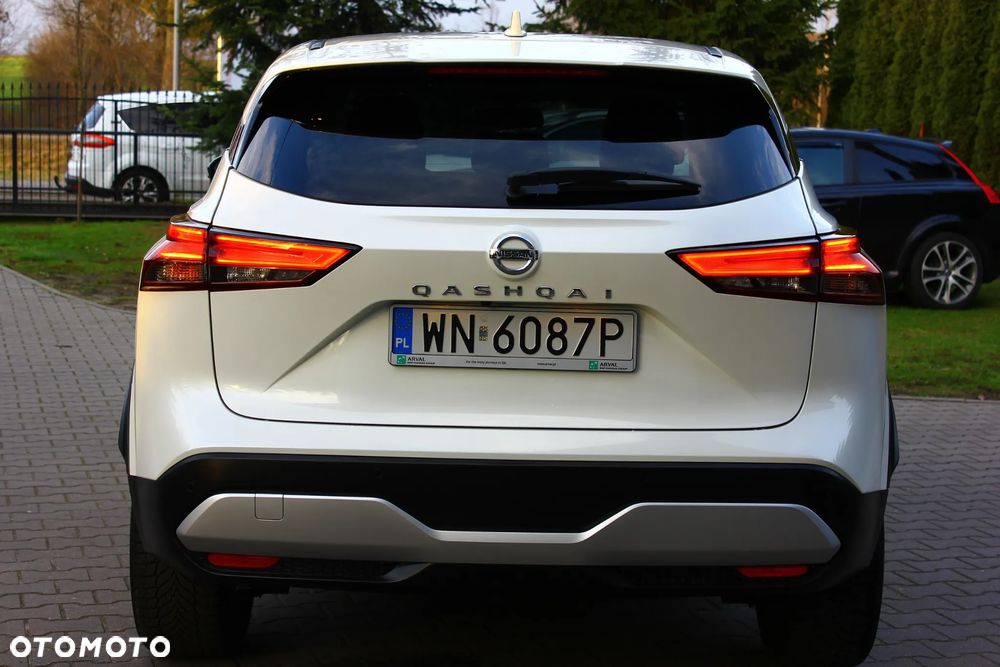 Nissan Qashqai 1.3 DIG-T N-Connecta EU6d - 18