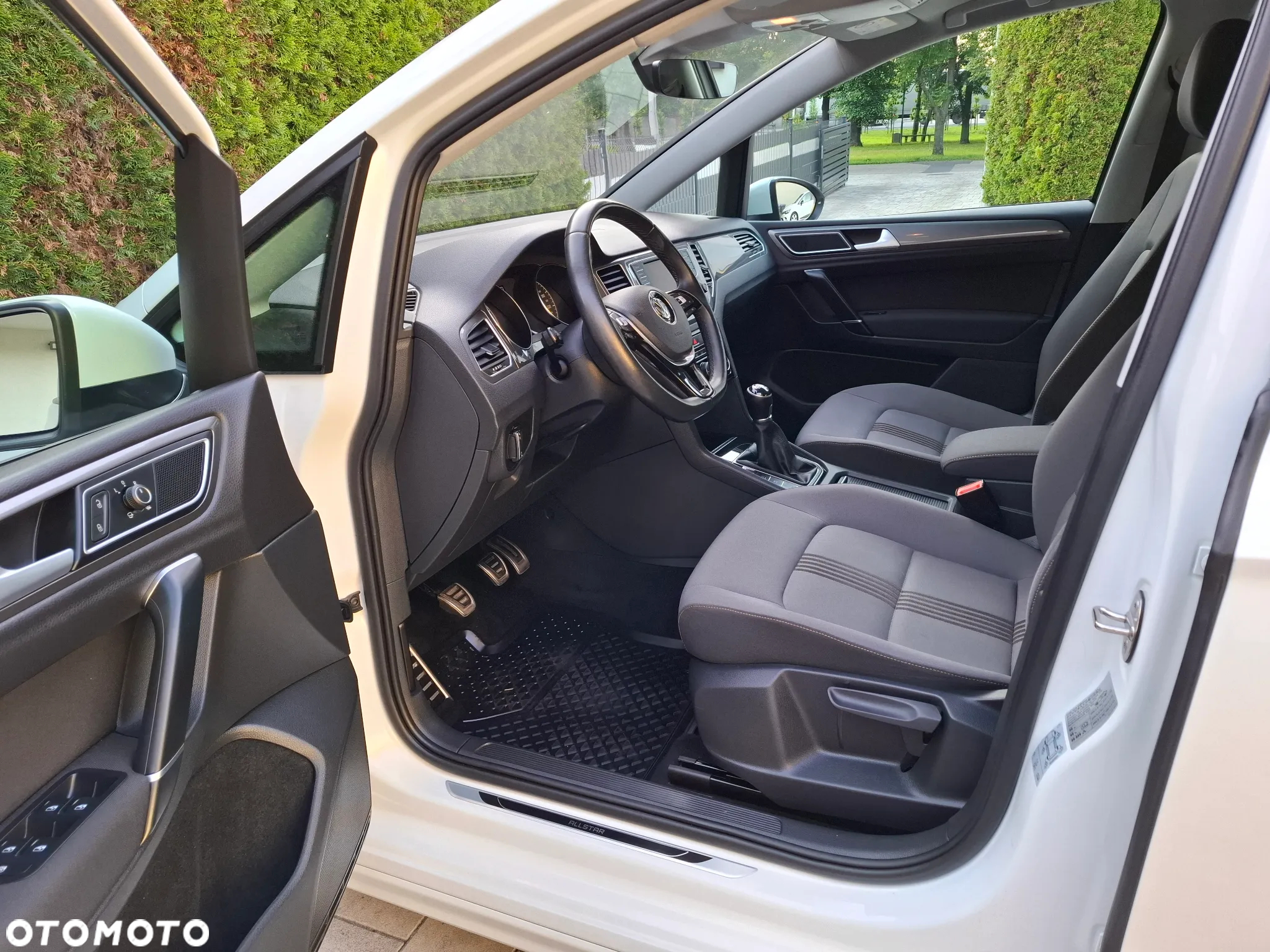 Volkswagen Golf Sportsvan - 16