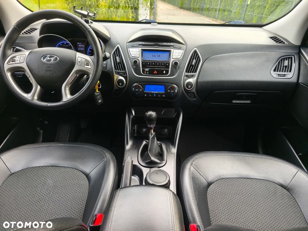 Hyundai ix35 2.0 2WD Comfort - 17