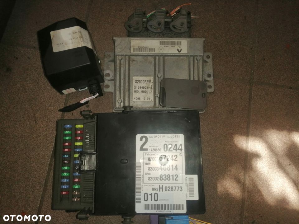 ZESTAW STARTOWY KOMPUTER BSI LAGUNA II 1.8 16V - 3