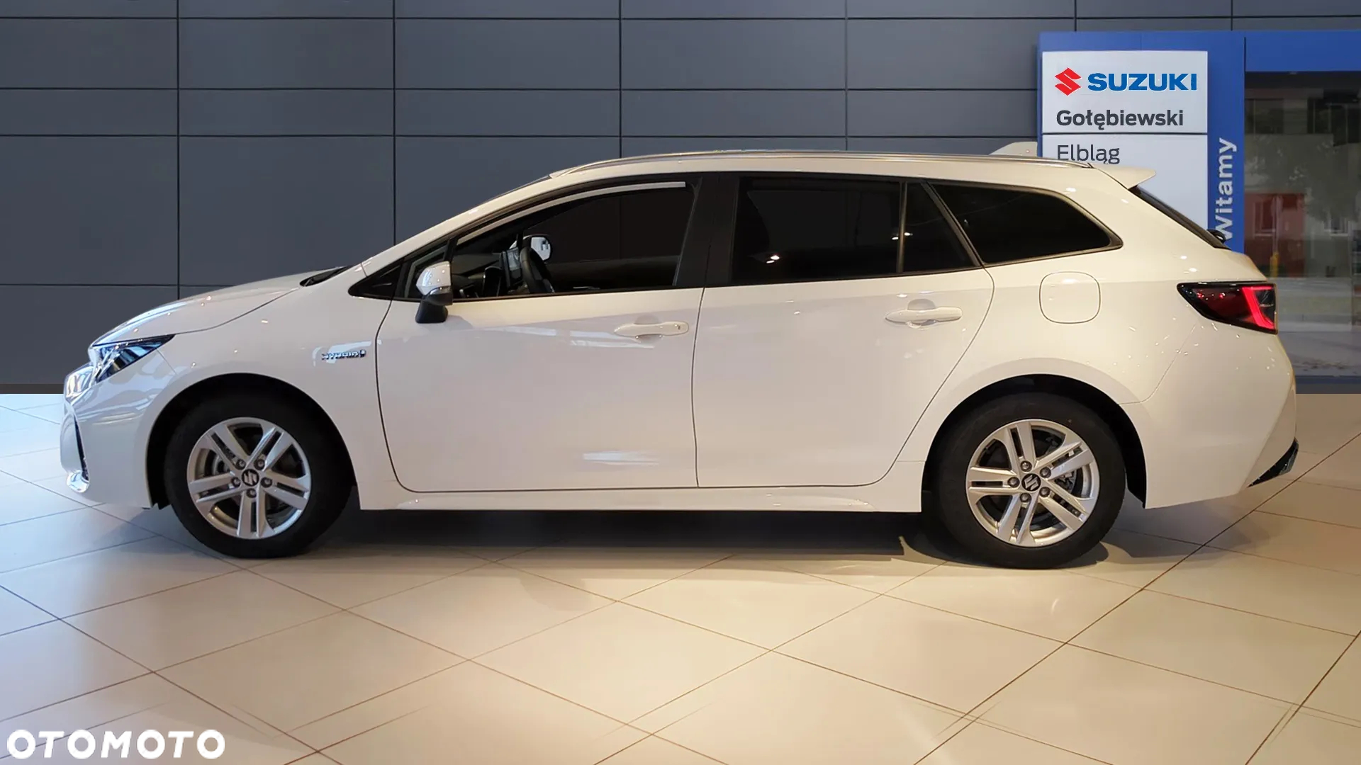 Suzuki Swace 1.8 Hybrid Premium Plus CVT - 4
