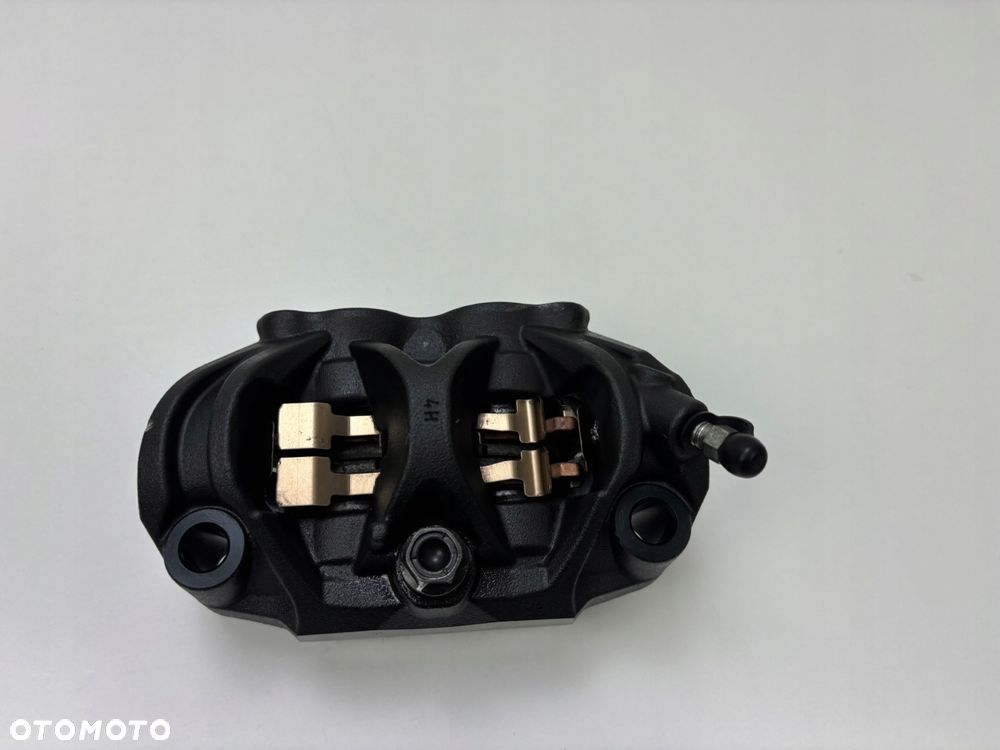 Zacisk hamulcowy przedni prawy Honda CBR 600RR PC69 2024- Oryginał - 2