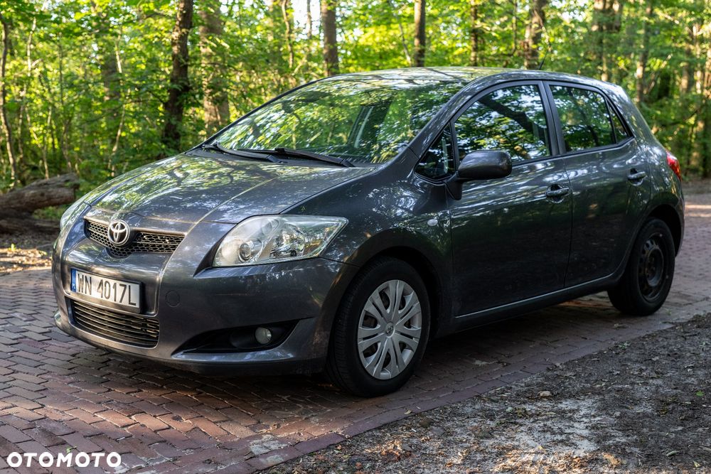 Toyota Auris - 4