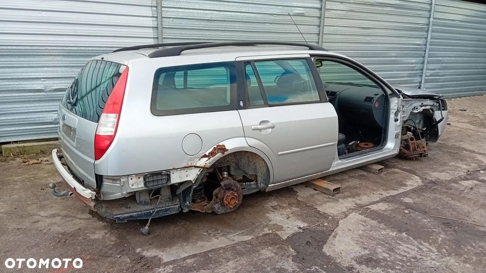 Tylko Części Ford Mondeo MK3 2.0 16V 146KM / 107kW CJBA 00-02r Kombi Lakier 60 - 4