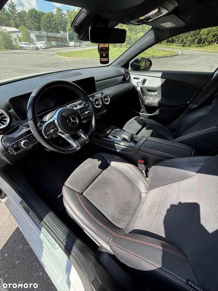 Mercedes-Benz Klasa A 250 AMG Line 7G-DCT - 11