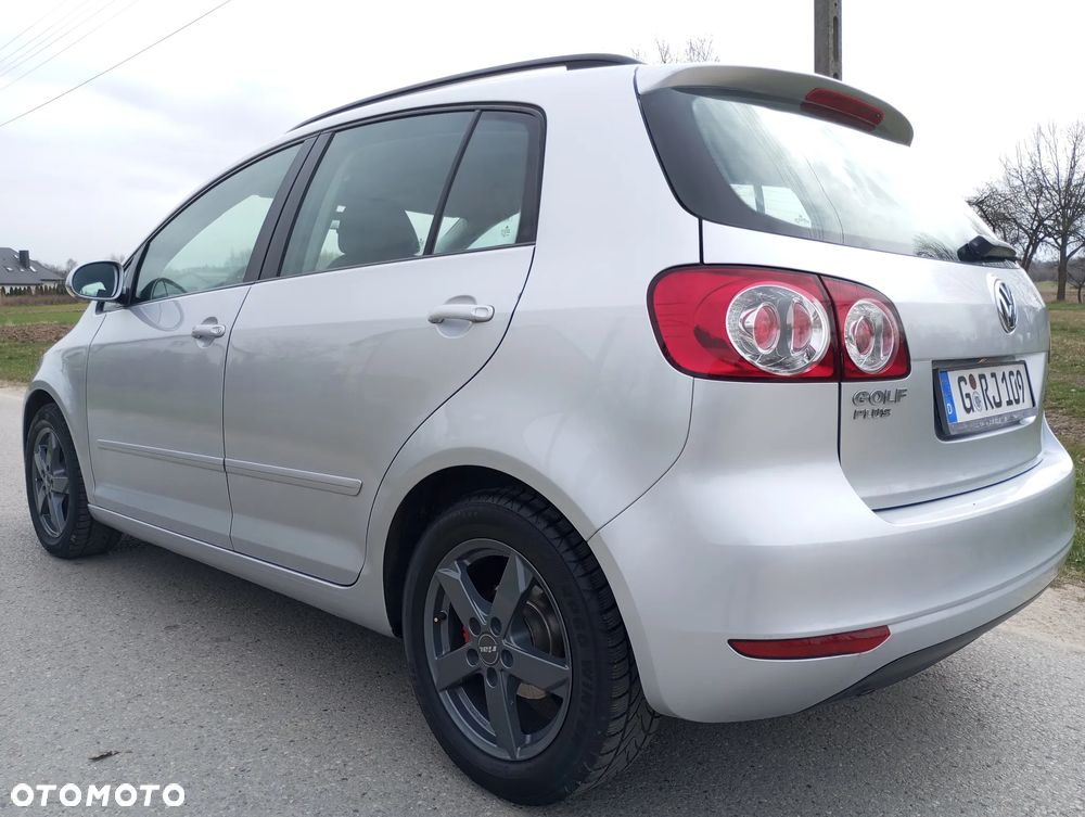 Volkswagen Golf - 12