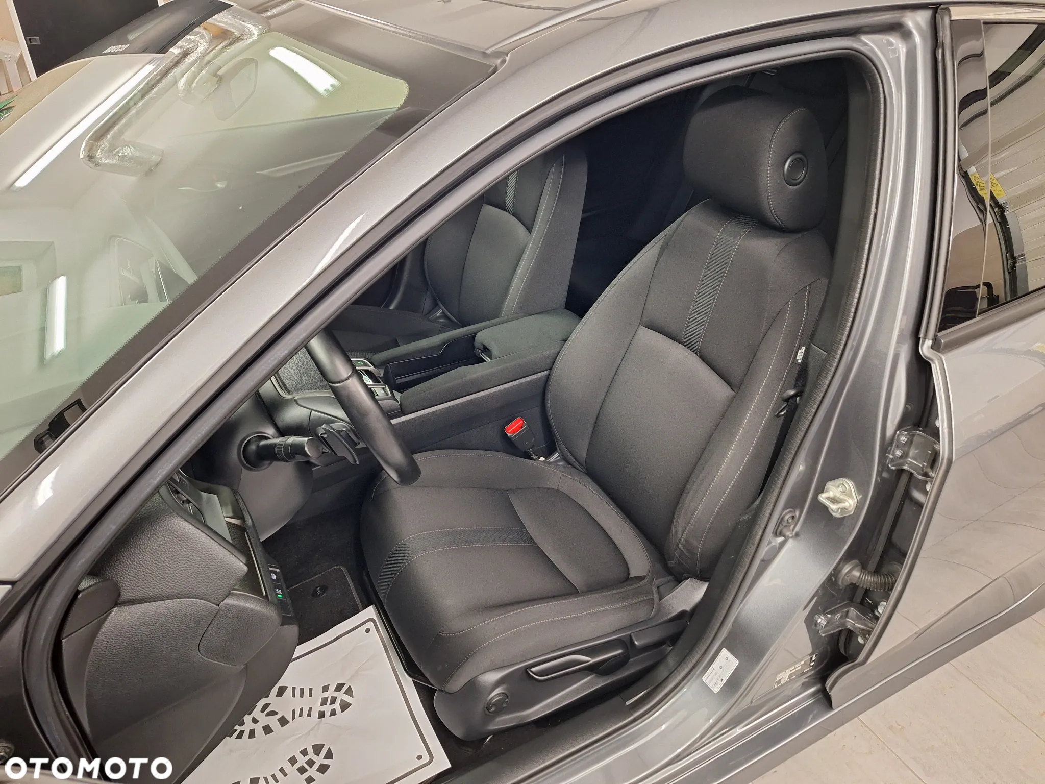 Honda Civic 1.0 i-VTEC Turbo CVT Executive - 19