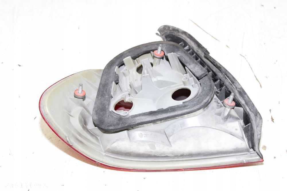 LAMPA TYŁ PRAWA BMW 3 E46 Coupe 8383826 - 5