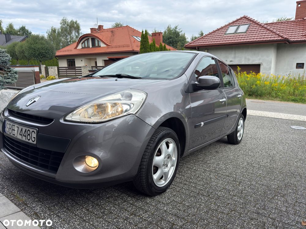 Renault Clio 1.2 16V All Inclusive - 10
