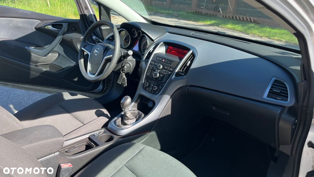 Opel Astra - 10