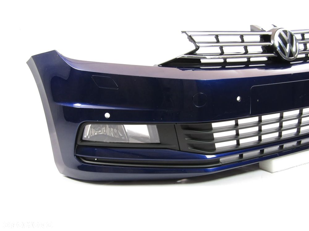 Zderzak przedni VW Touran 15 - 24 Sprysk. / Pdc-4 Lakier LC5B - 18