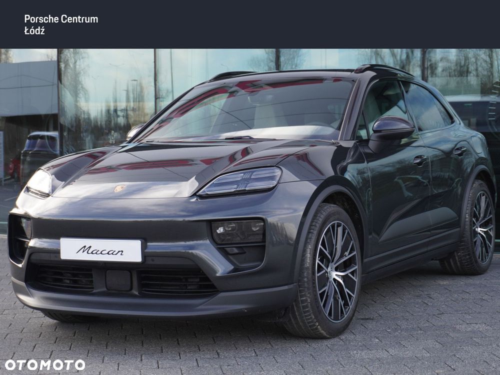 Porsche Macan - 1