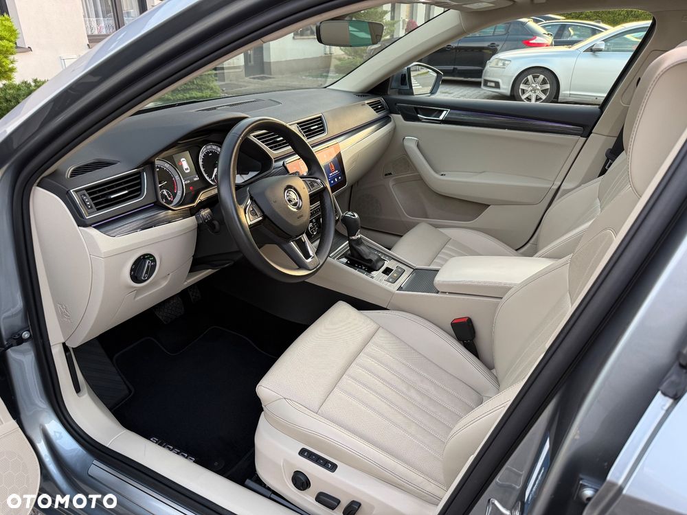 Skoda Superb 2.0 TDI DSG Style - 15