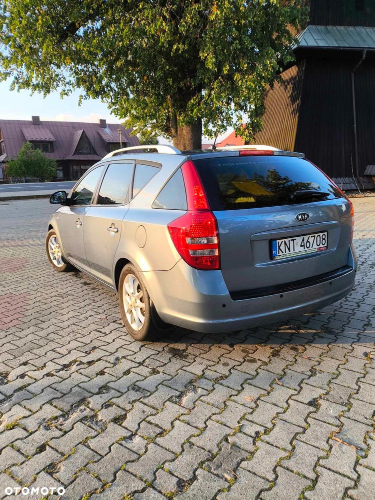 Kia Ceed 2.0 CRDi EX - 7
