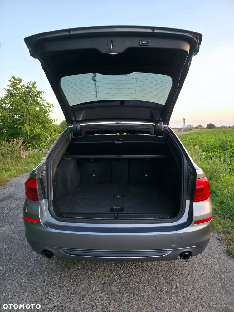 BMW Seria 5 - 12