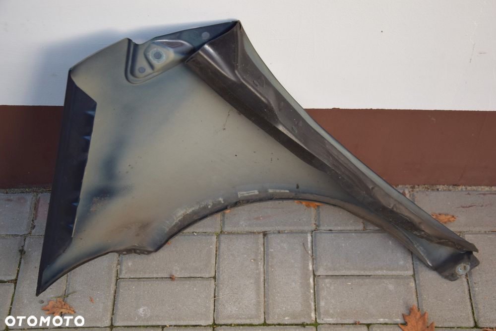 Mercedes A-Klasa W169 04-08 Błotnik 375 prawy przód przedni ładny 375 - 7