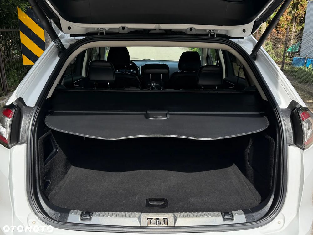 Ford Edge 2.0 TDCi Twin-Turbo 4WD ST-Line - 35