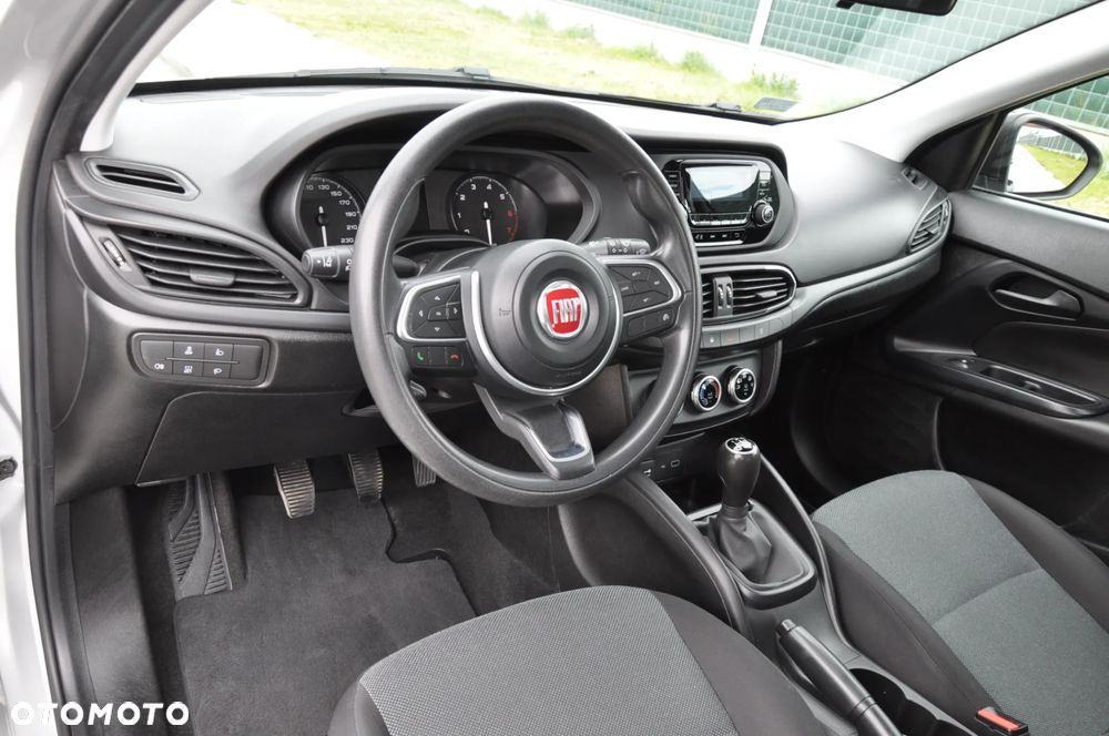 Fiat Tipo 1.0 T3 - 18