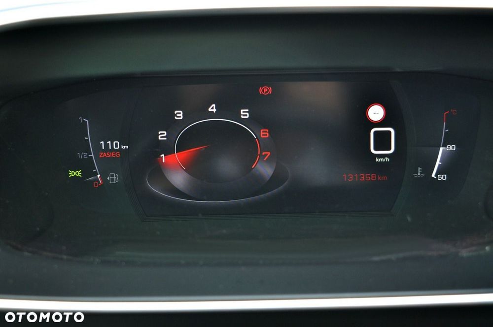 Peugeot 2008 1.2 PureTech Allure Pack S&S - 31