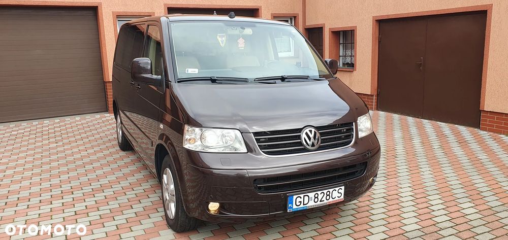 Volkswagen Multivan - 2